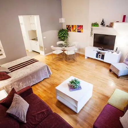 Glam And Chic Hotel 3*